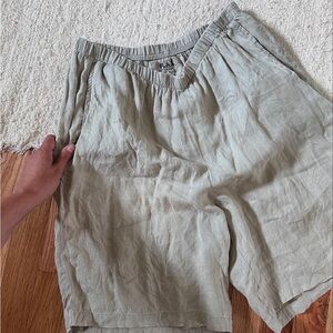 FLAX - Khaki Linen Shorts